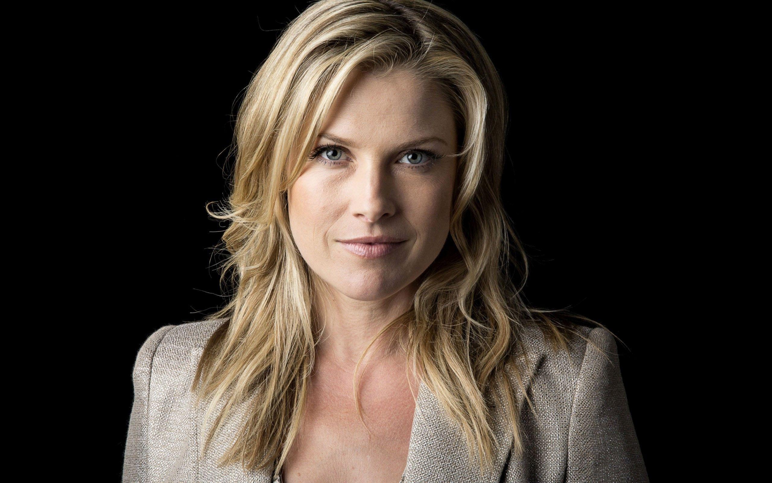 2560x1600 Ali Larter Celebrity HD Wide Wallpaper 54488 2560x1600px