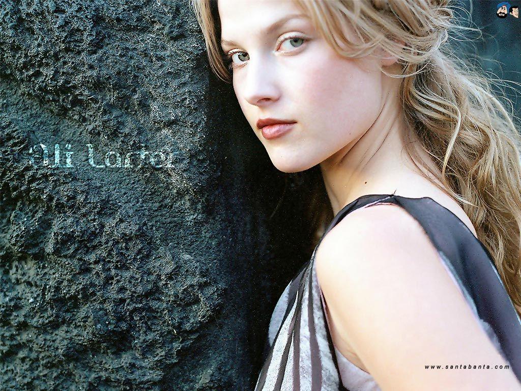 1024x768 Free Download Ali Larter Hot HD Wallpaper