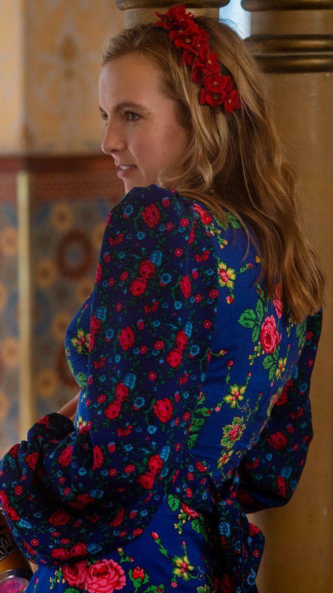 675x1200 Killing Eve for a new look for that phone