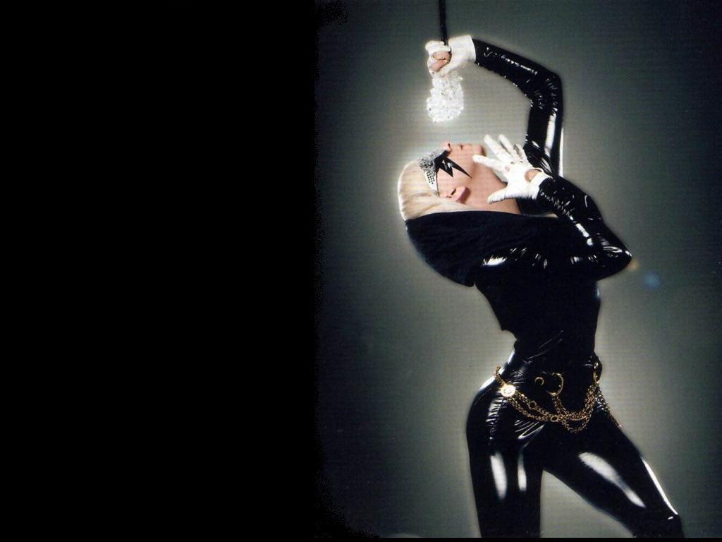 Lady gaga lyrics. The Fame леди Гага. Леди Гага обложка фэйм. Леди Гага альбом the Fame. 2008 - The Fame.