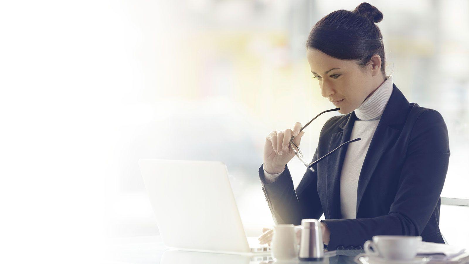 1600x900 Running a business as a mom to get you going Bloggers