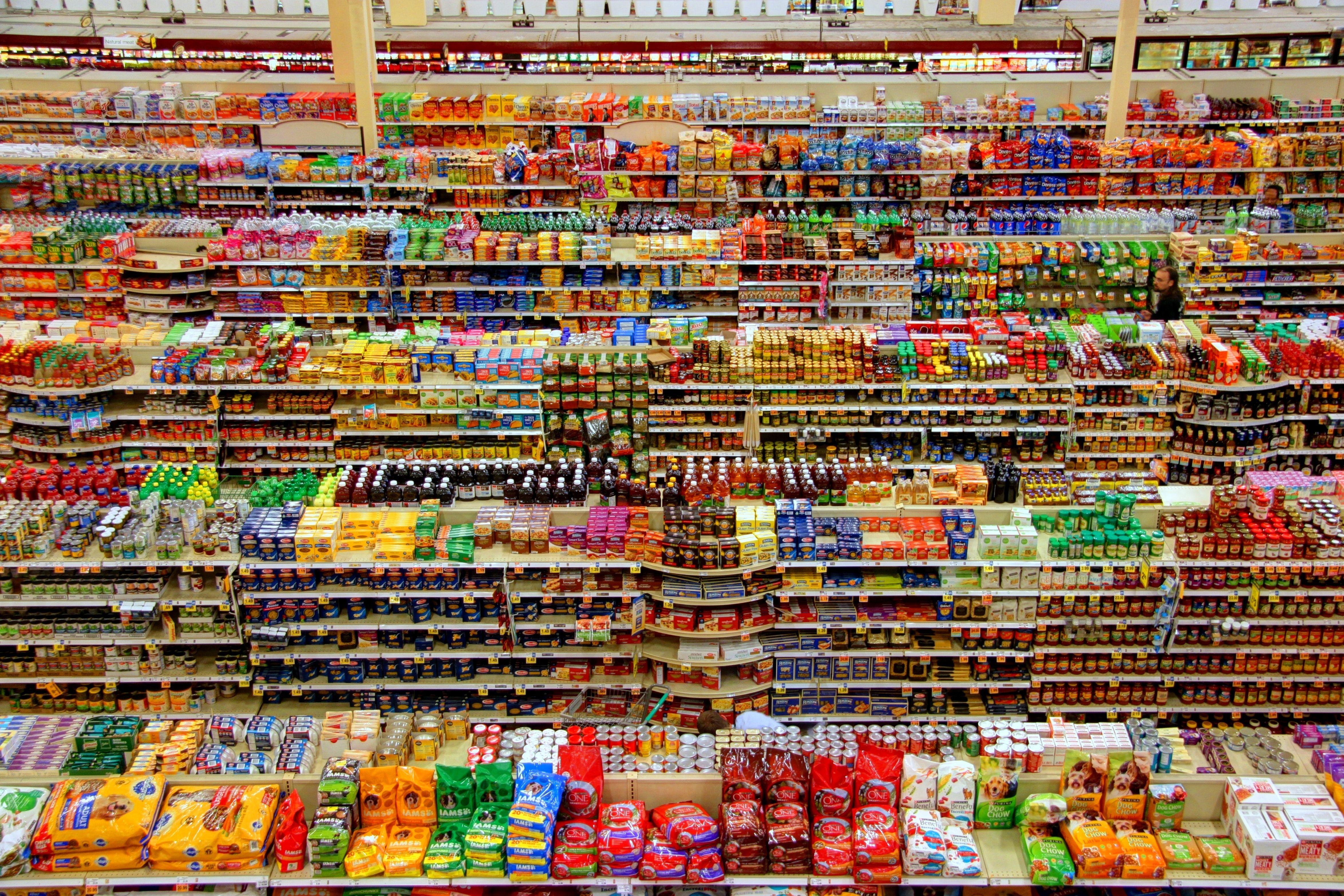 4696x3131 Grocery Store Picture [HD]. Download Free Image