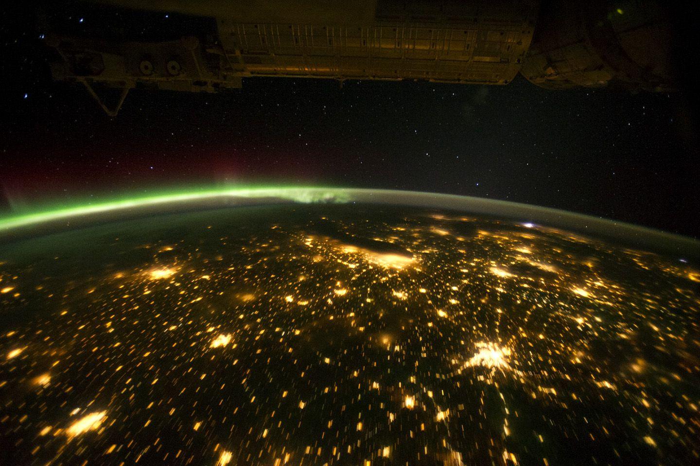 1440x960 Midwestern USA at Night with Aurora Borealis : Image of