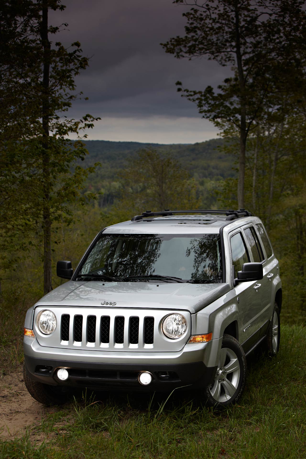 1280x1920 Jeep Patriot 2011 photo 62527 picture at high resolution