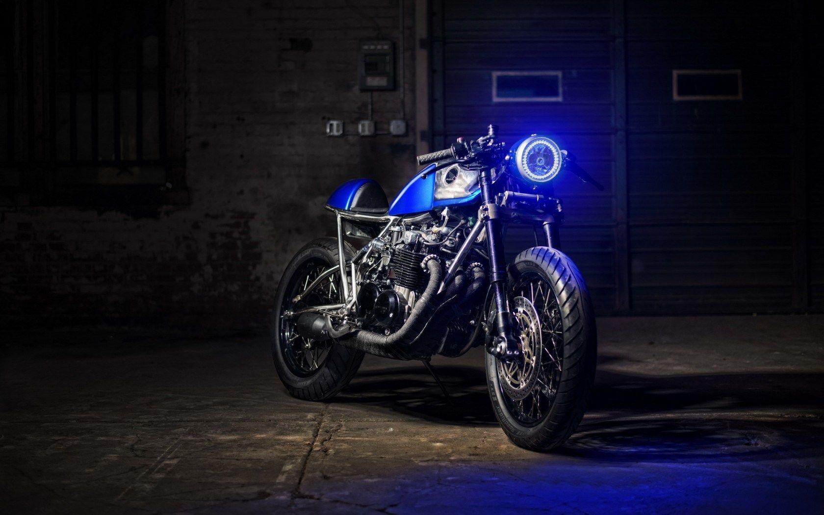 1680x1050 Honda Motorcycle Retro