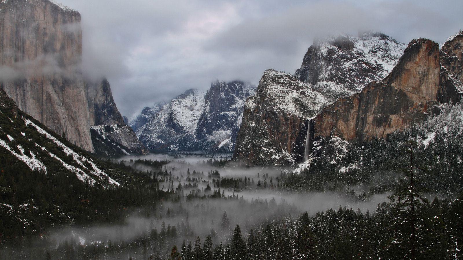 1600x900 Free Yosemite Wallpaper Valley in Winter