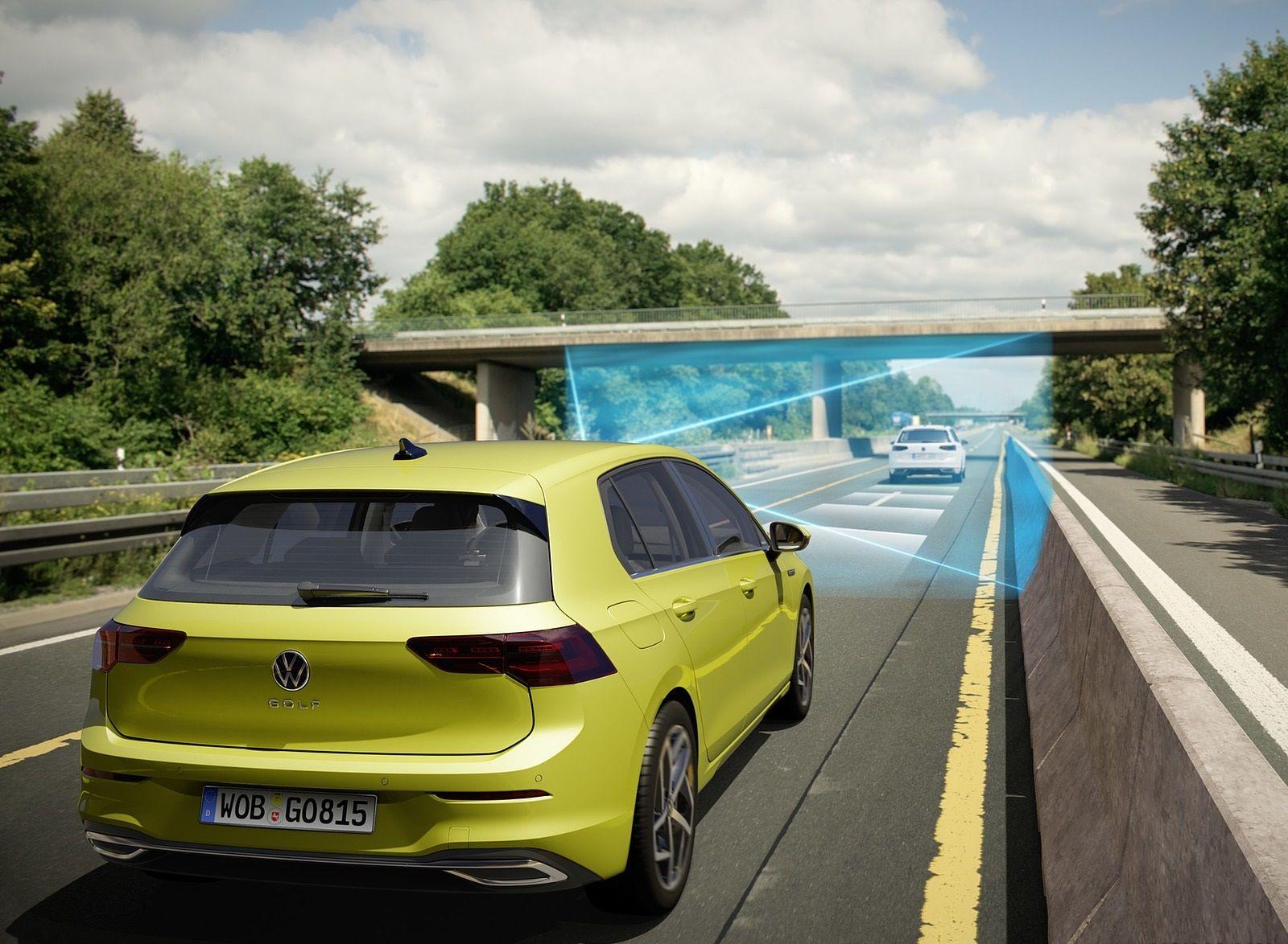 1600x1174 Volkswagen Golf Mk8 Travel Assist Wallpaper (78)