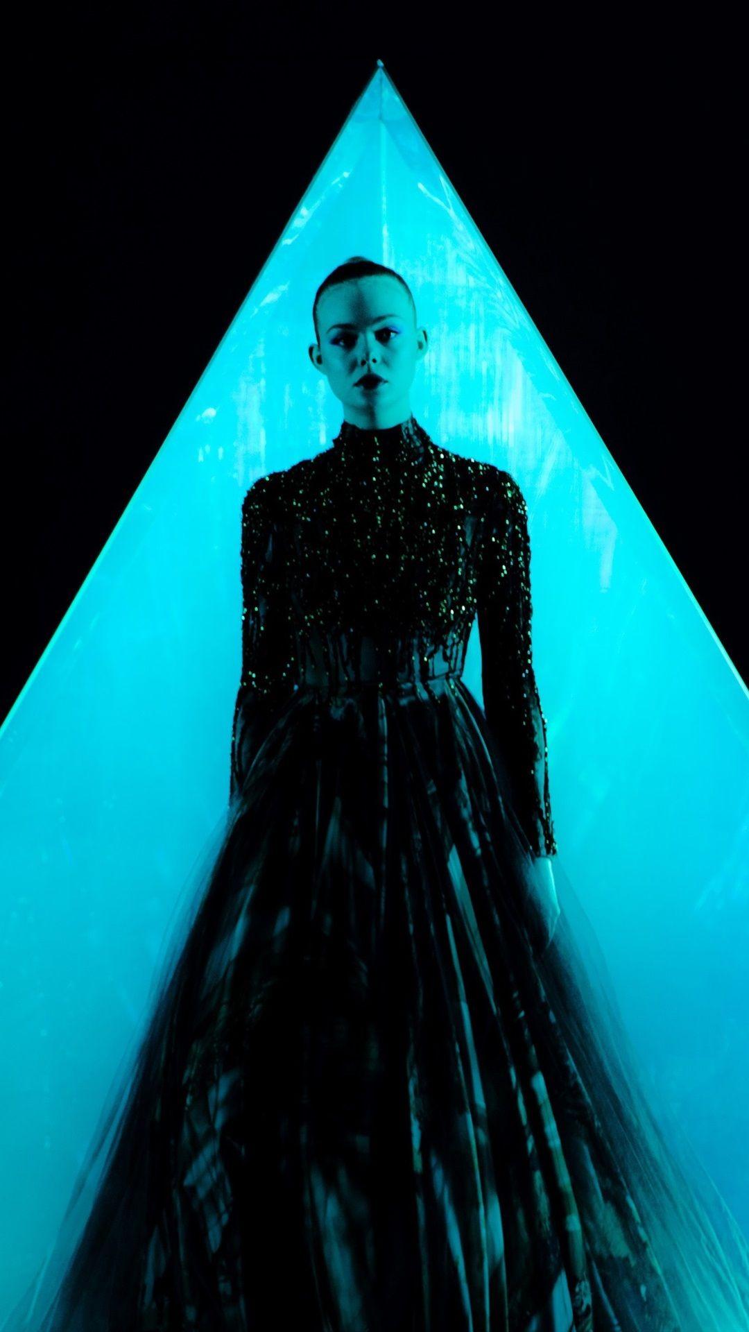 1080x1920 The Neon Demon HD, Elle Fanning 1080x1920 IPhone 8 7 6 6S Plus
