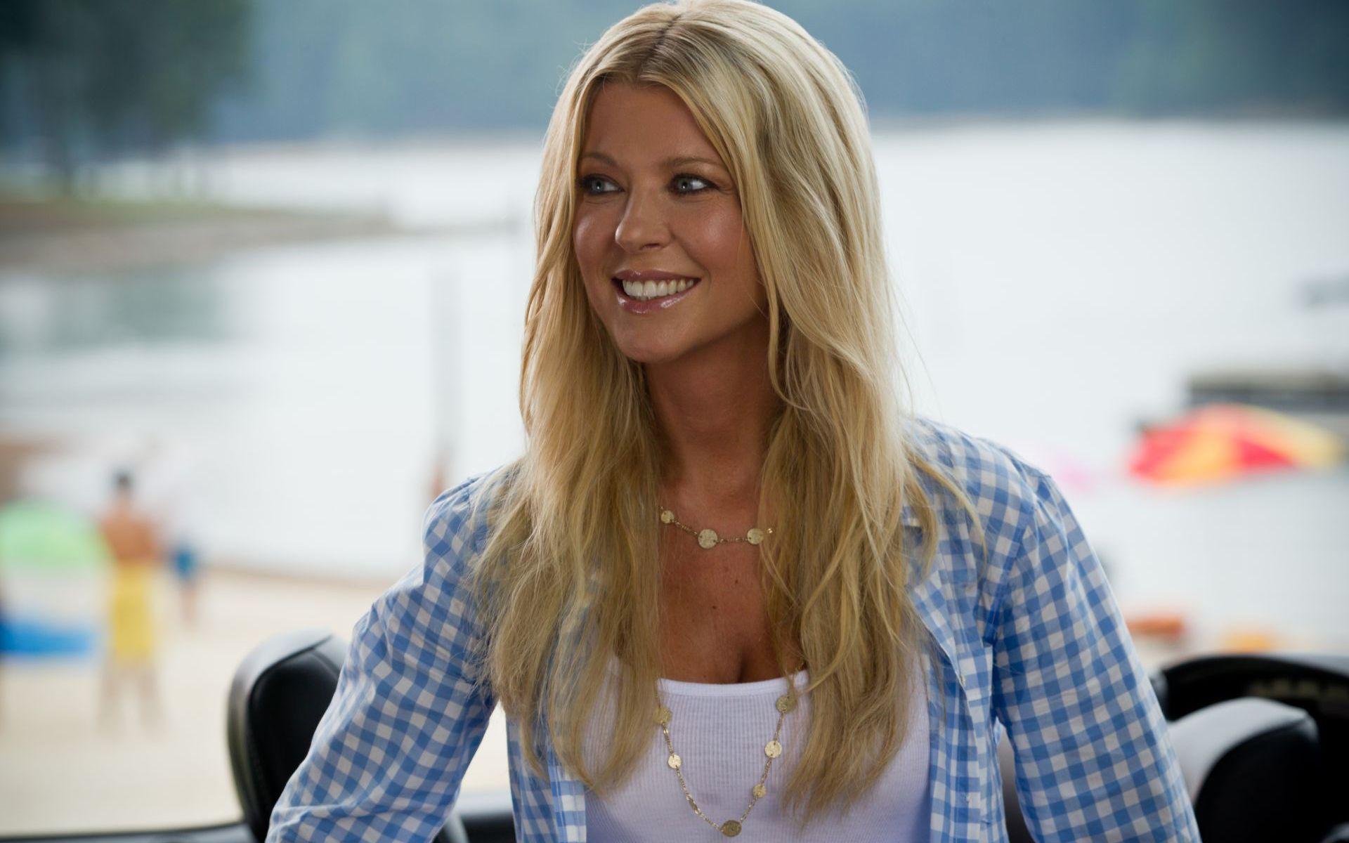 1920x1200 Tara Reid Wallpaper