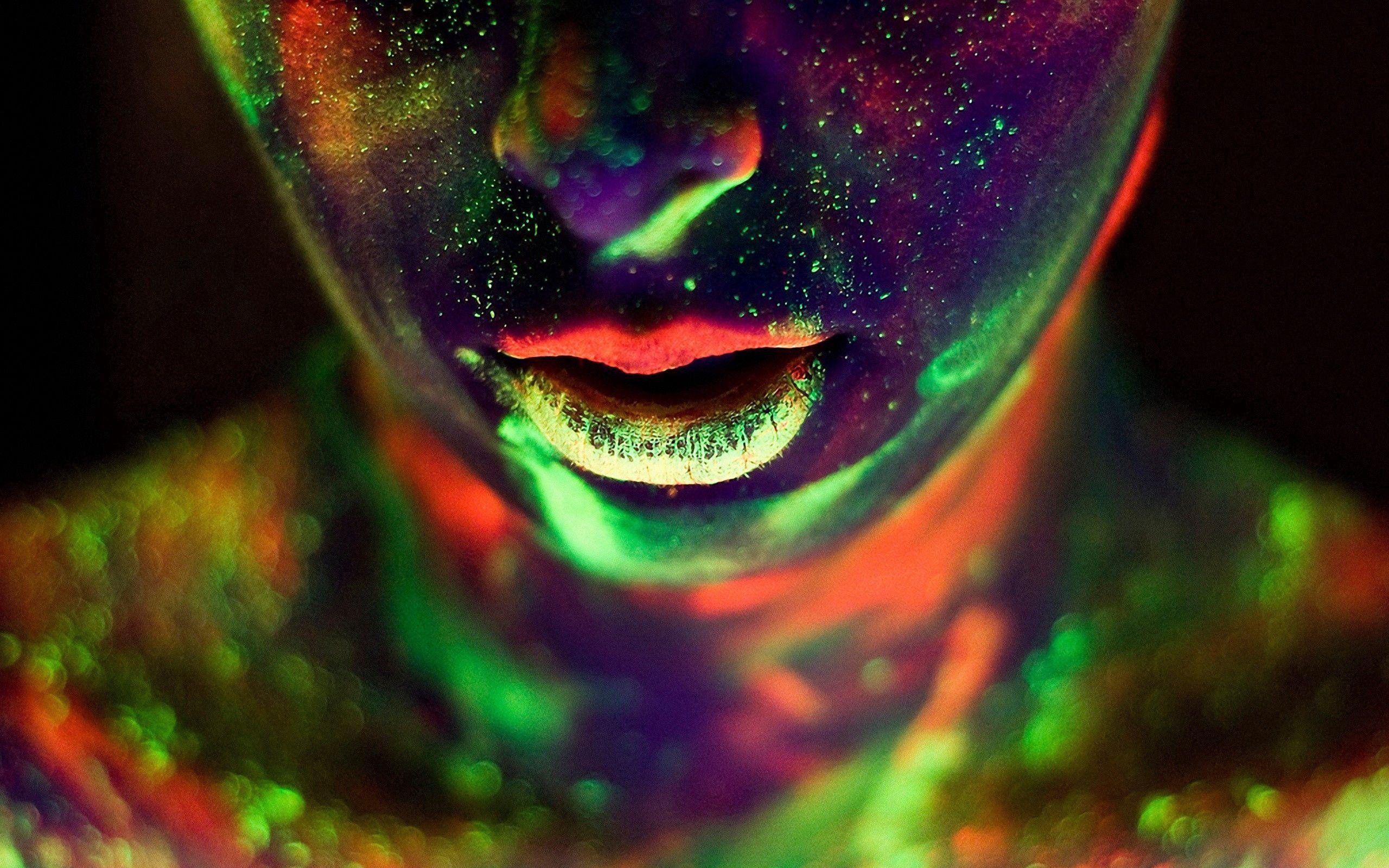 2560x1600 Download Wallpaper 2560x1600 Face, Lips, Stains, Make Up, Creative