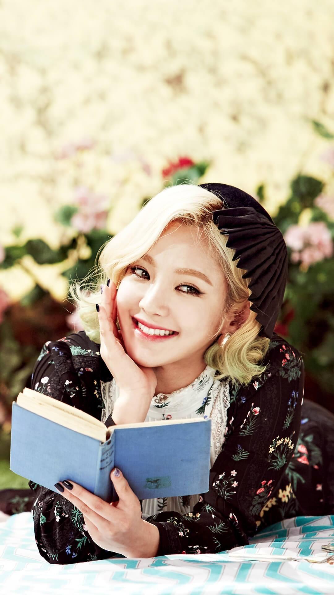 1080x1920 SNSD Lion Heart Wallpaper 8P from LINE Deco (no logo). Girls generation hyoyeon, Girls generation, Kpop girls