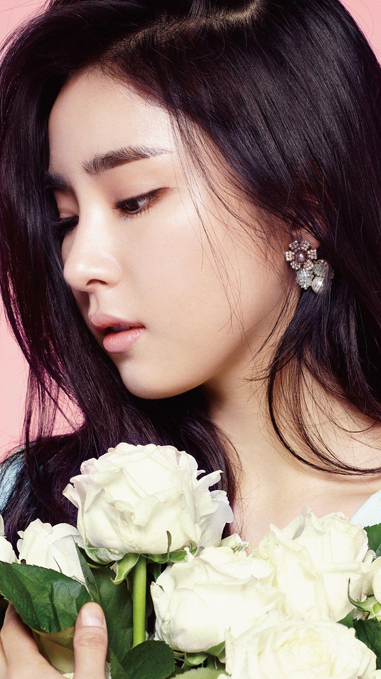 1242x2208 Girl Korean Kpop Saekyung Flower Wallpaper