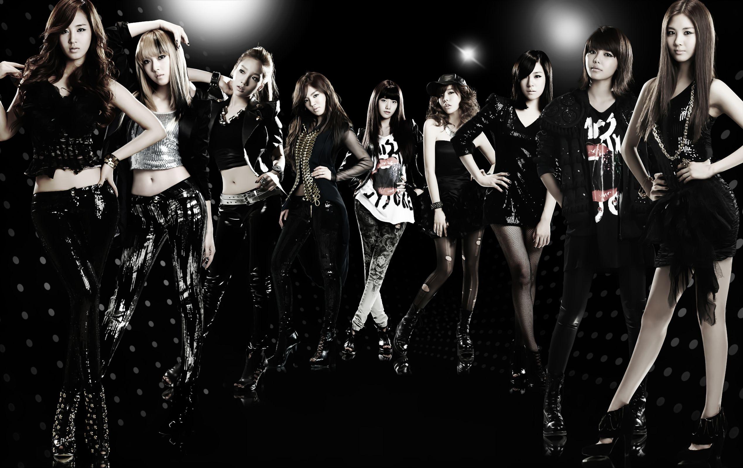 2538x1600 HyoYeon and Scan Gallery