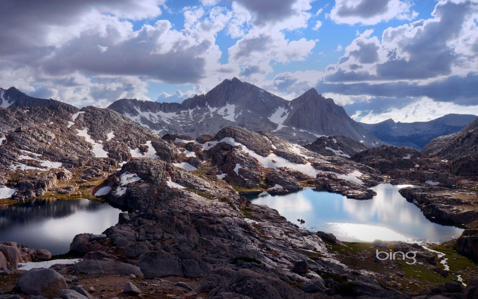 1920x1200 Bear Lakes Basin: Stunning California Mountain Lake HD Wallpaperx1200
