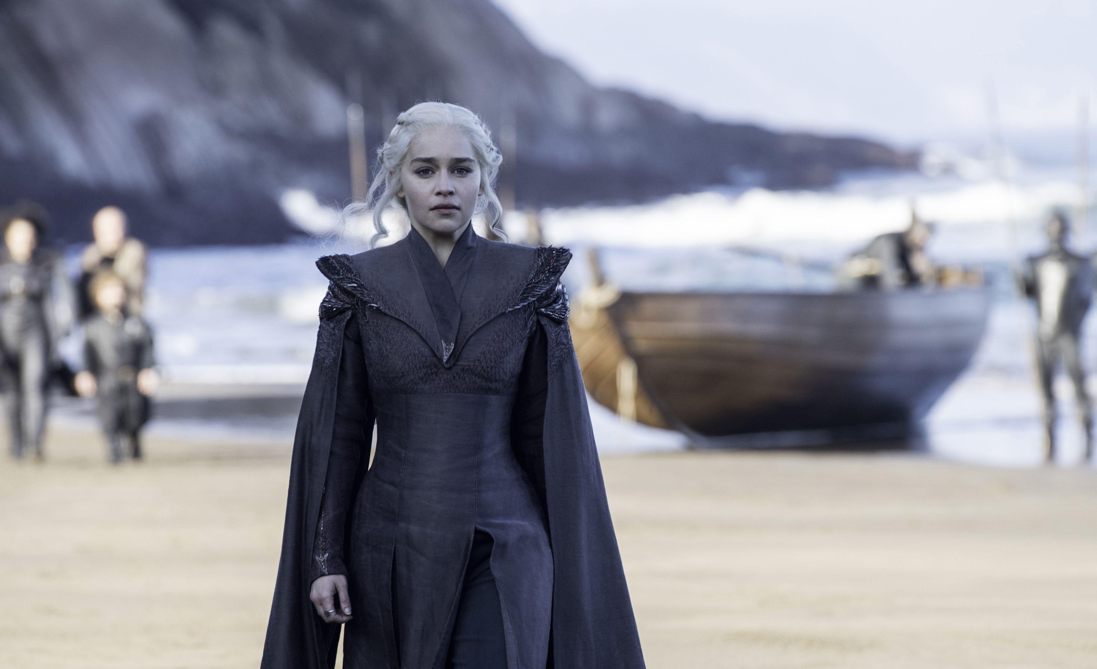 3537x2156 Emilia Clarke As Daenerys Targaryen In Game Of Thrones