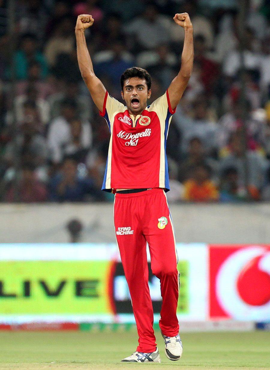 900x1233 Jaydev Unadkat Royal Challengers Bangalore Wallpaper