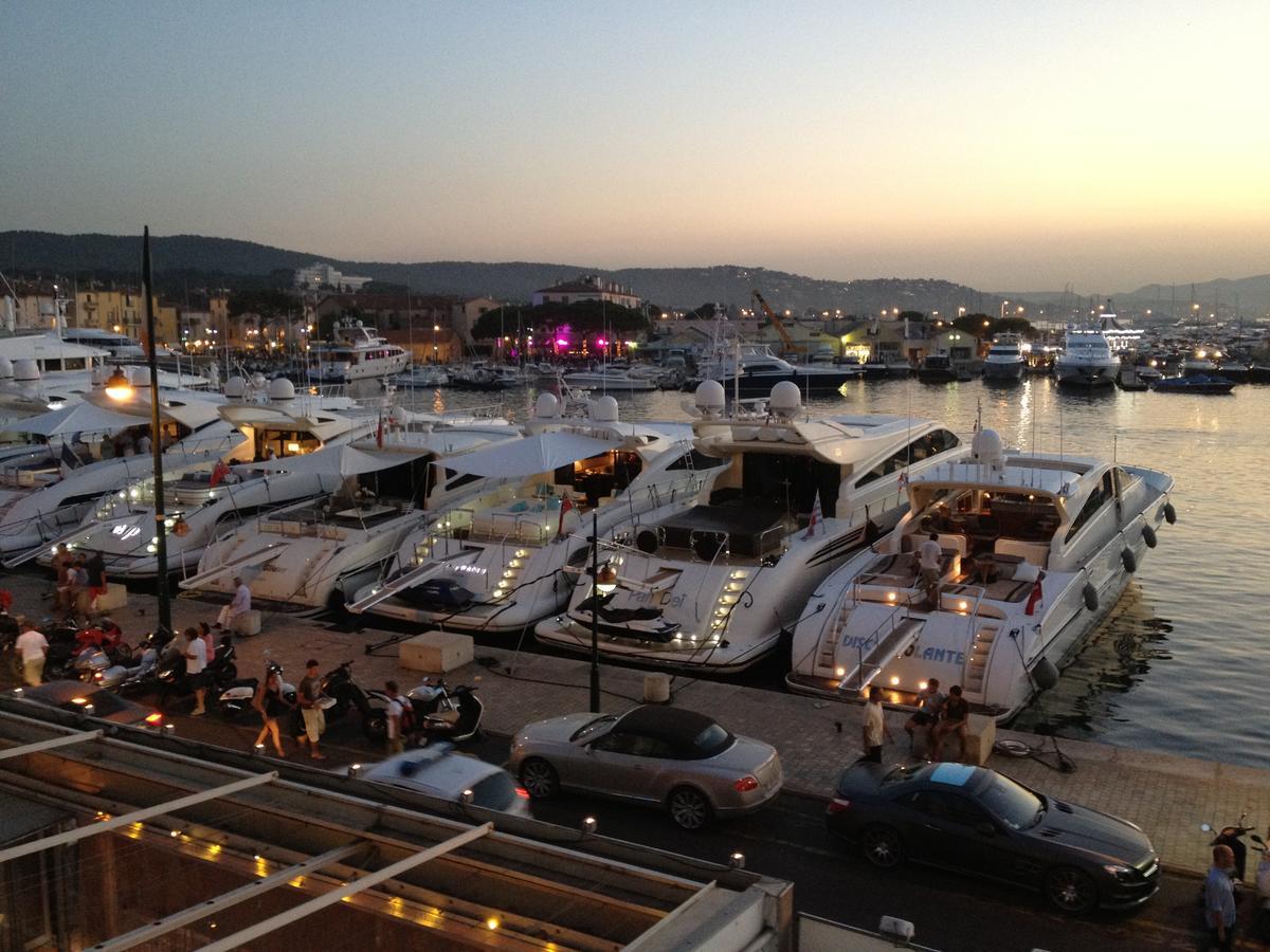 1200x900 Apartment Port De Saint Tropez, France