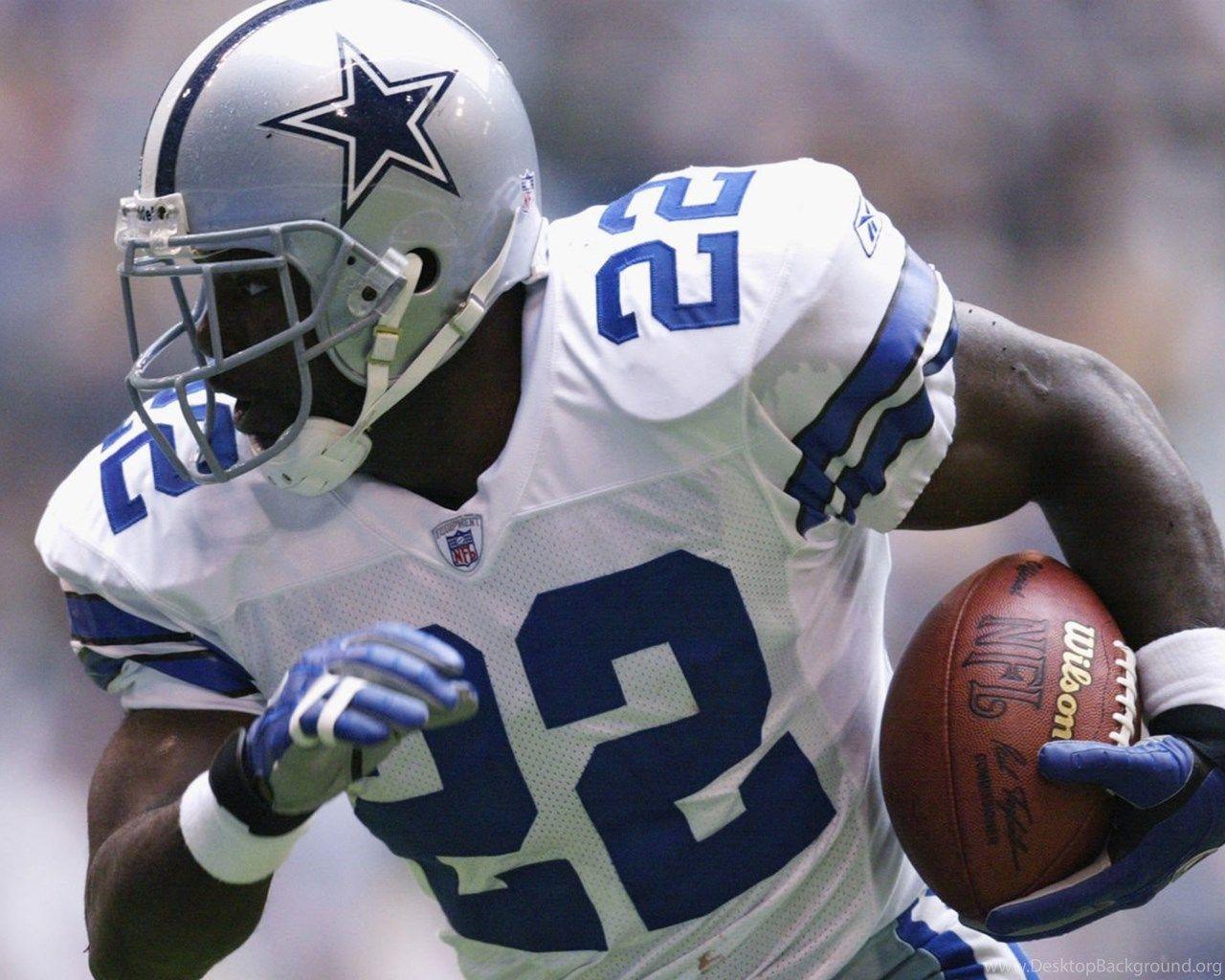 1280x1024 Donald Trump Has Emmitt Smith Running Away From Miss USA Desktop Background