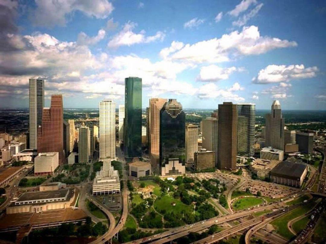 1080x809 Wallpaper Travel World Houston Skyline