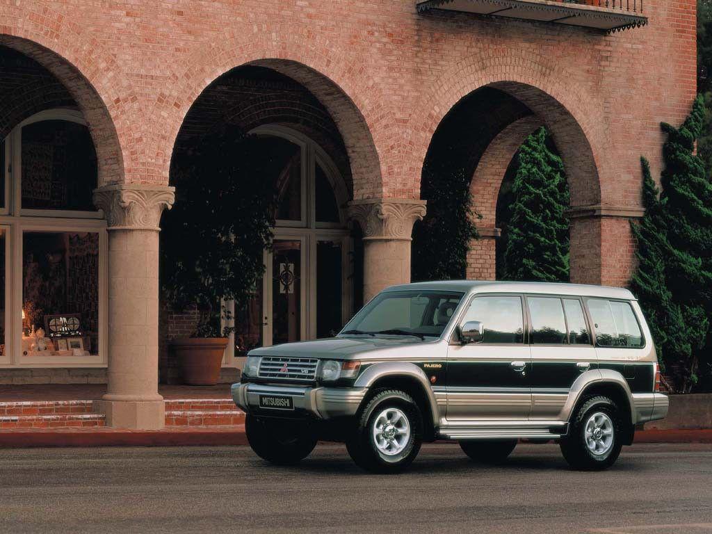 1024x768 MITSUBISHI PAJERO
