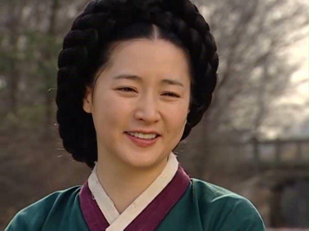 Lee Young Ae Wallpapers - Top Free Lee Young Ae Backgrounds