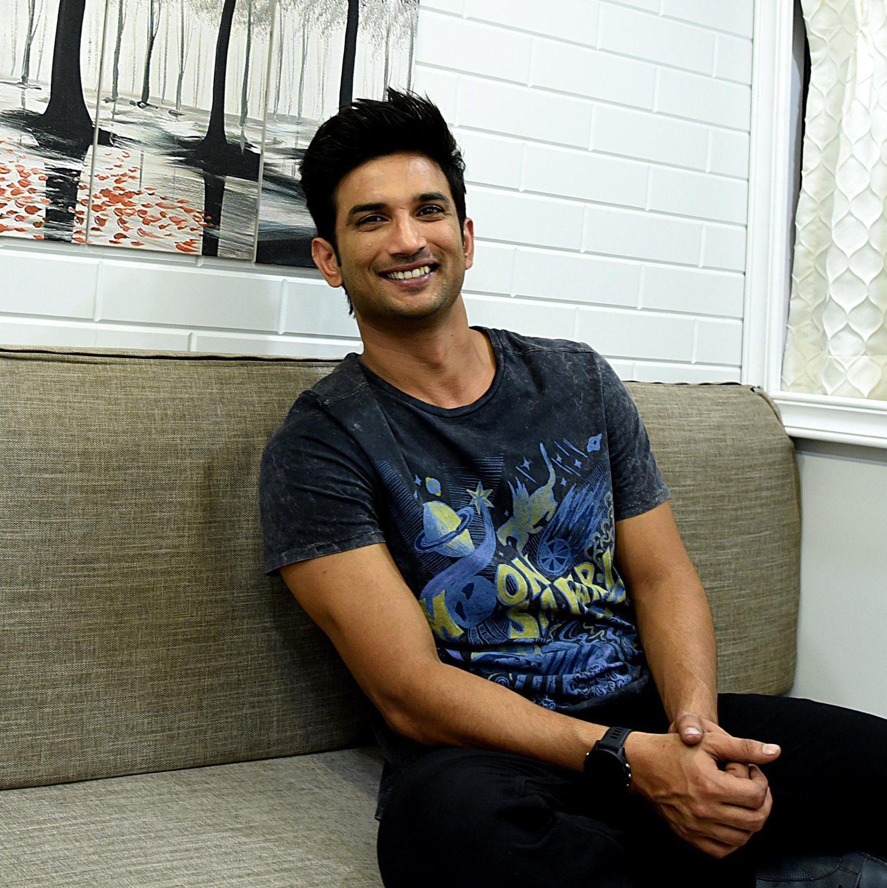 1800x1801 Sushant Singh Rajput, Bollywood Star, Dies