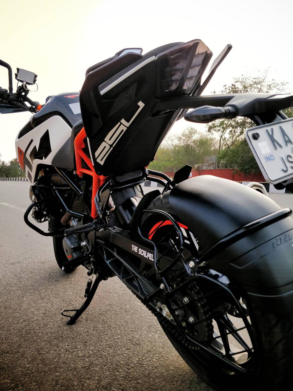 960x1280 Ktm duke wallpaper