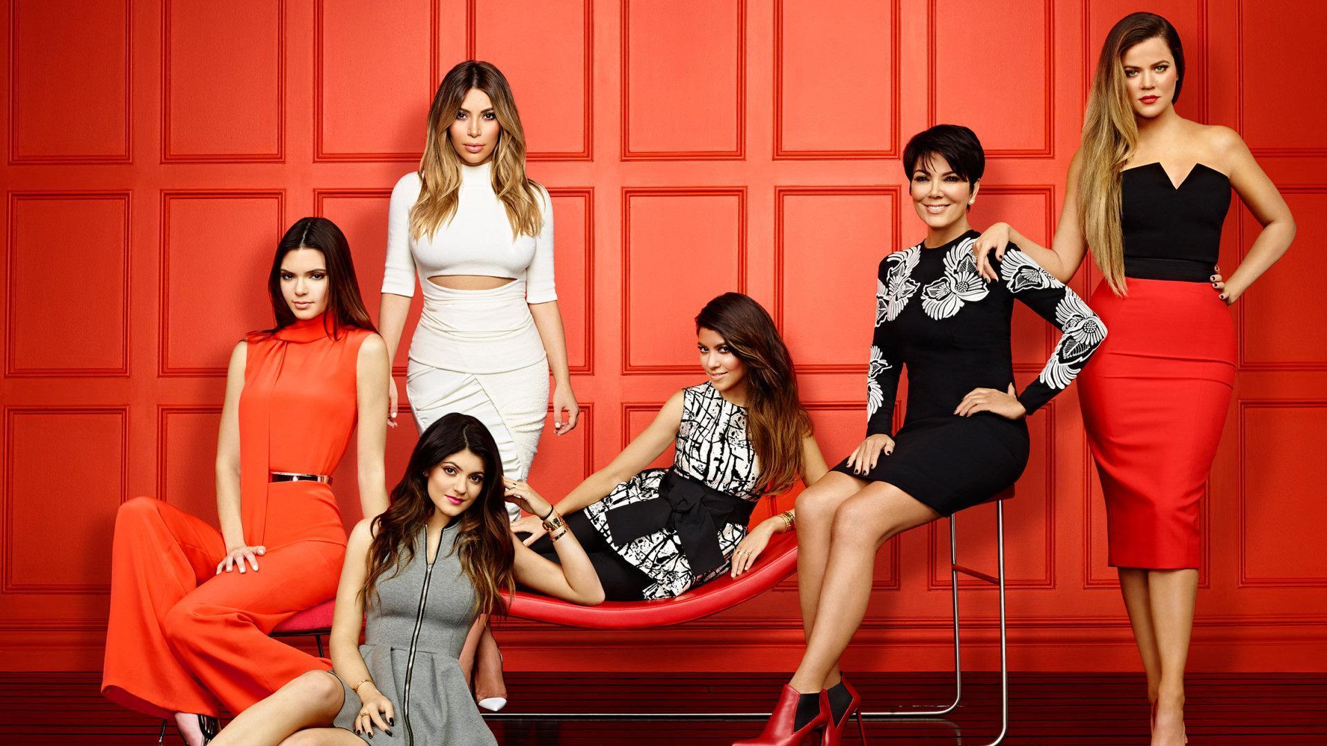 1920x1080 Free download E Ups Kardashian Family Contract To 2019