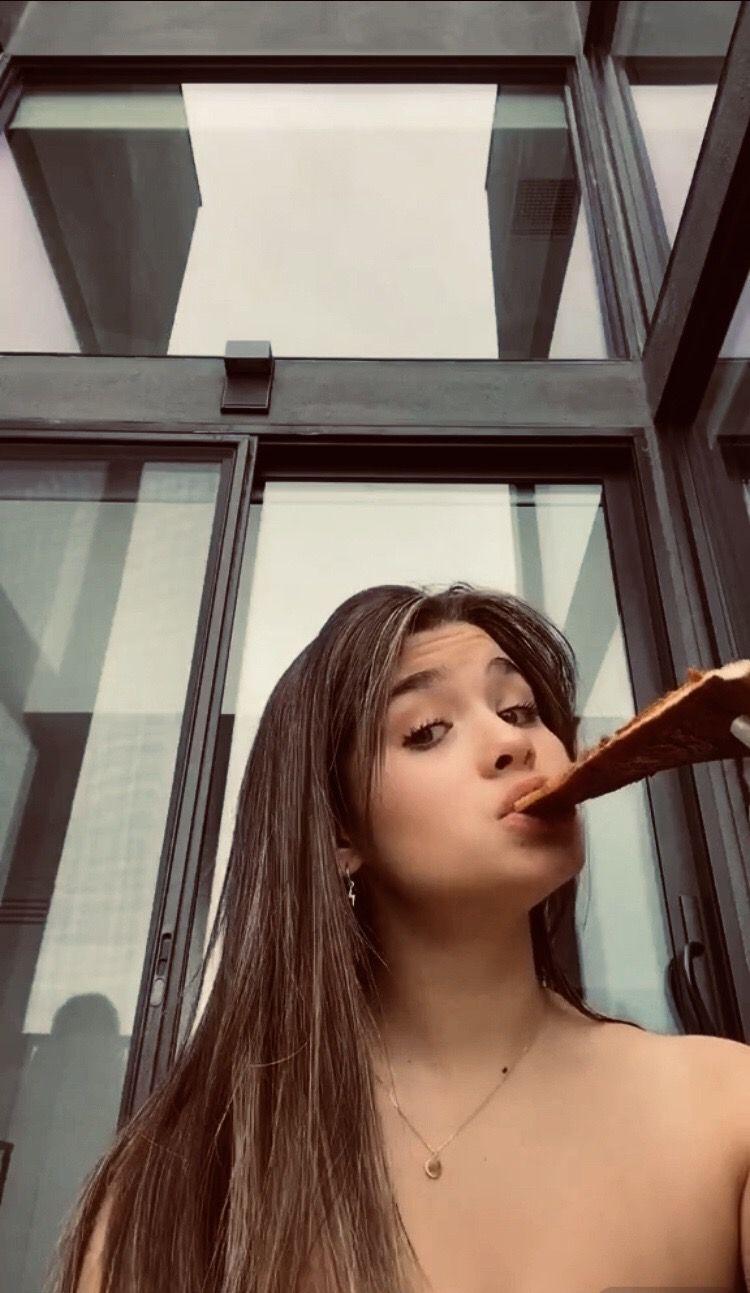 Nessa Barrett Wallpapers - Top Free Nessa Barrett Backgrounds - WallpaperAccess