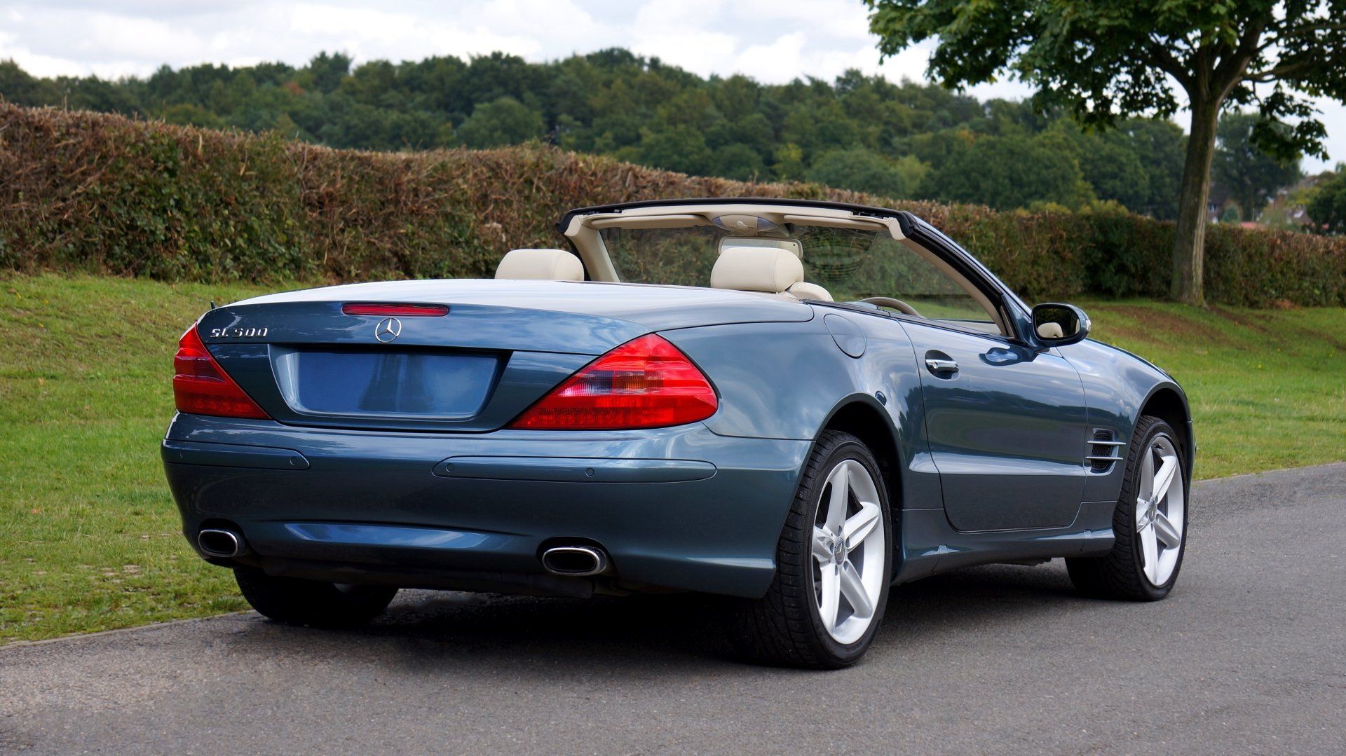 1920x1079 Download Mercedes Mercedes Benz SL 500 Vehicle Mercedes Benz SL Class 4k Ultra HD Wallpaper By MikeBirdyx2760