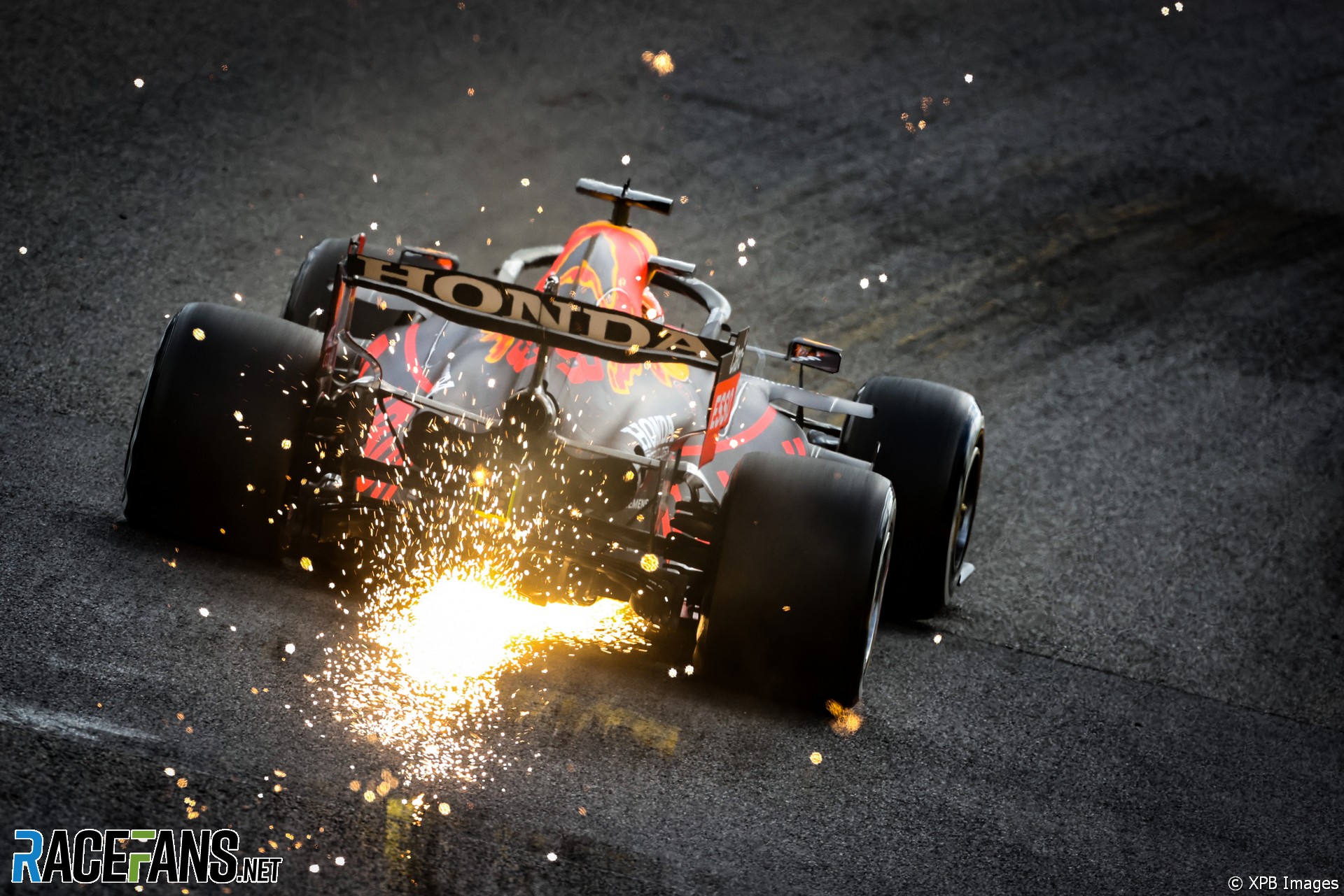 1920x1281 Belgian Grand Prix practice in picture
