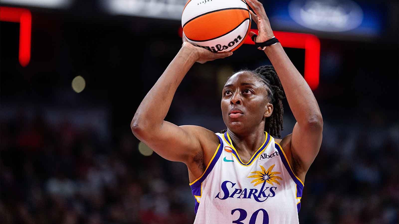 1600x900 Sparks news: Nneka Ogwumike's honest perspective on tying Lisa Leslie's record