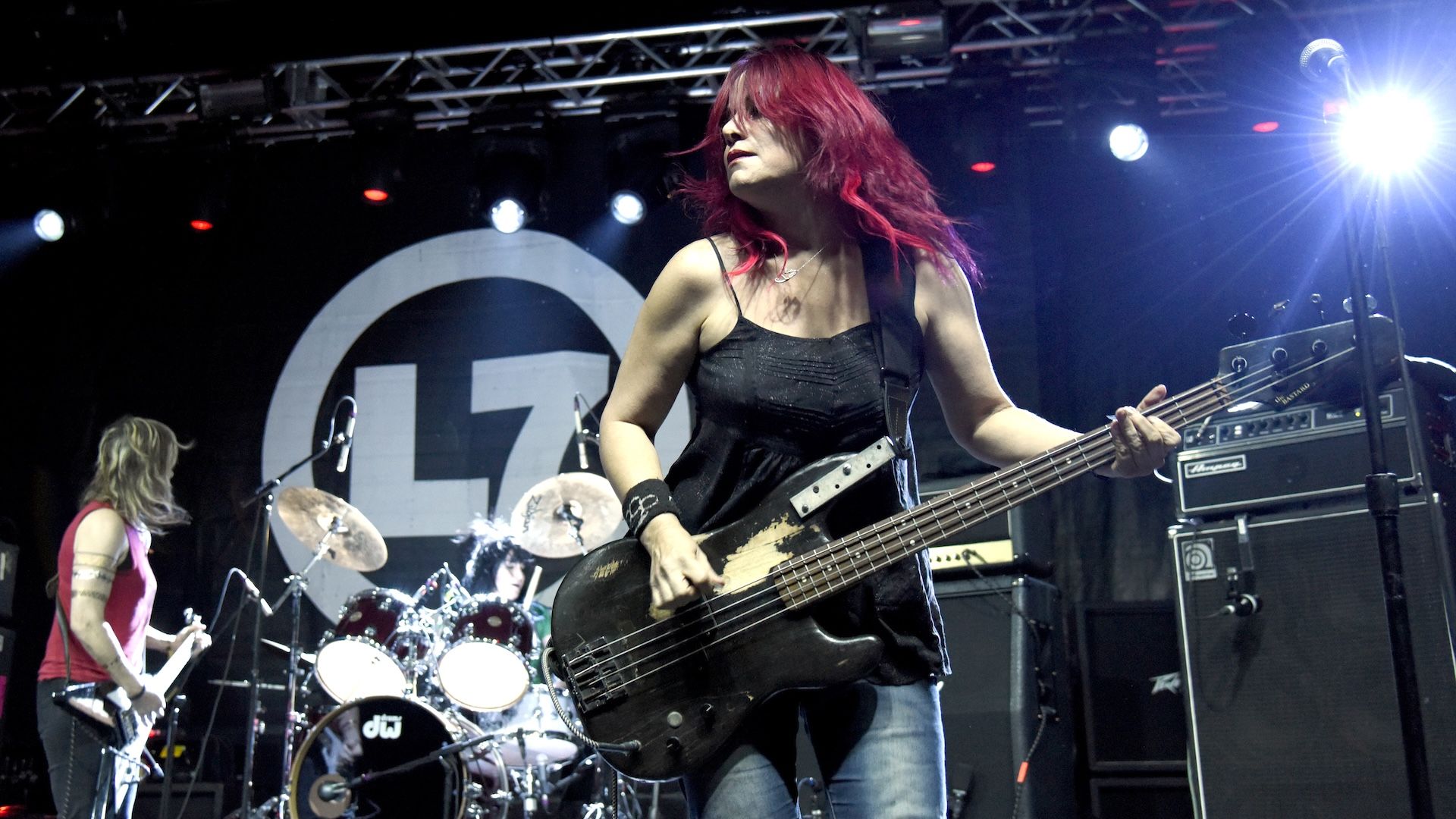 1920x1080 L7 bassist Jennifer Finch has been diagnosed with brain cancer