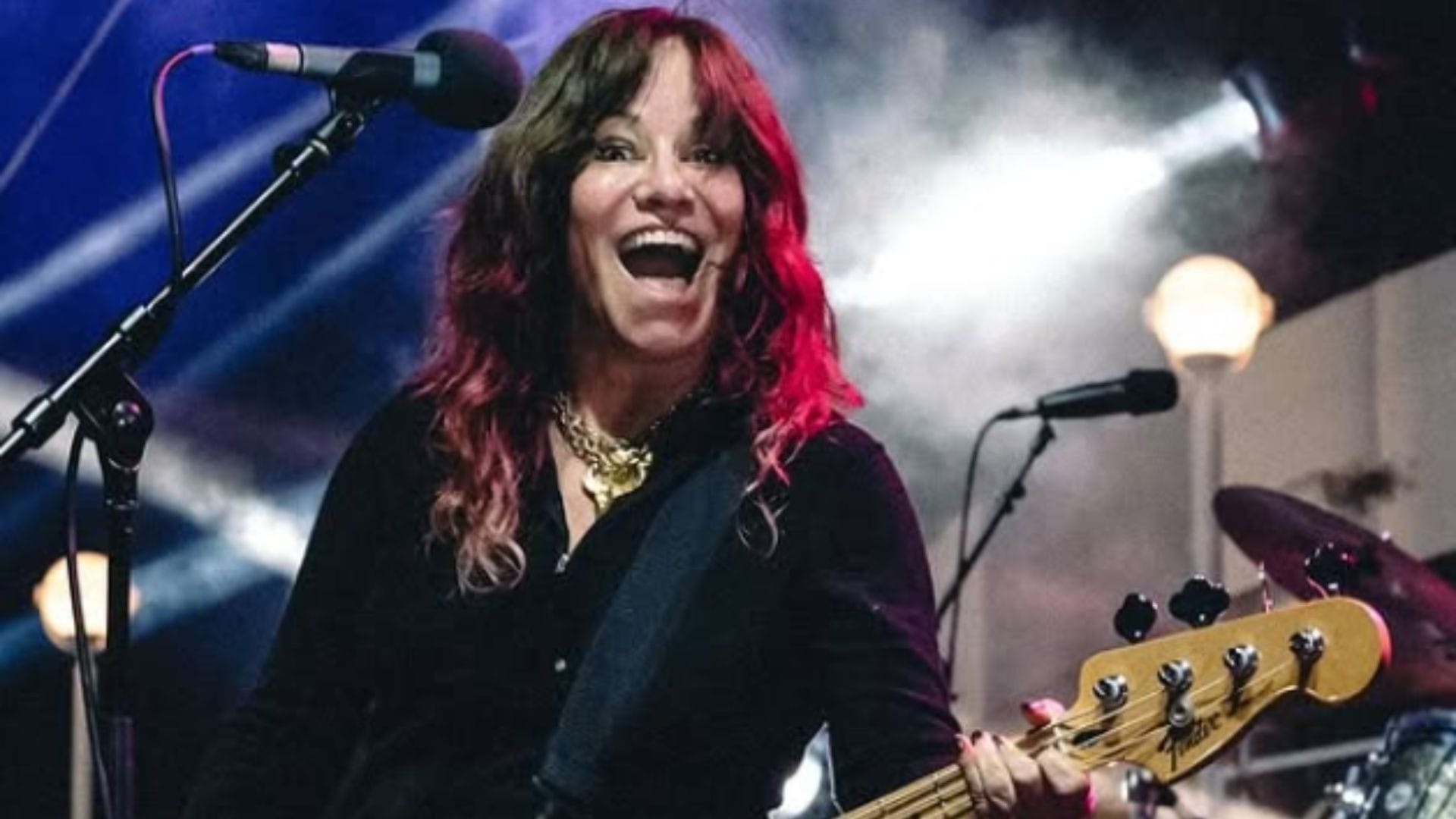 1920x1080 Jennifer Finch, baixista do L morre aos 59 anos #BandJornalismo