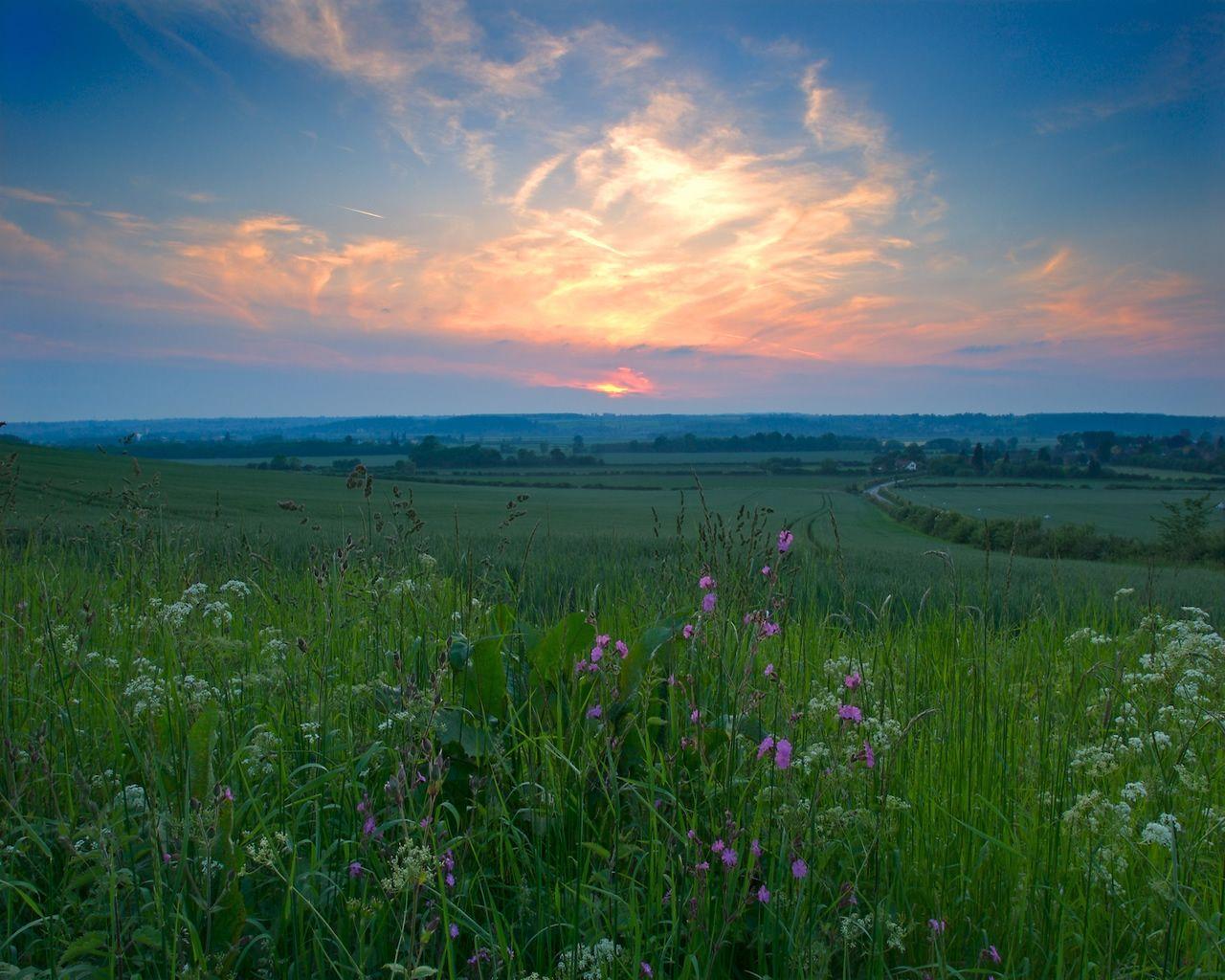 1280x1024 Free download English Countryside Desktop Wallpaper Picture