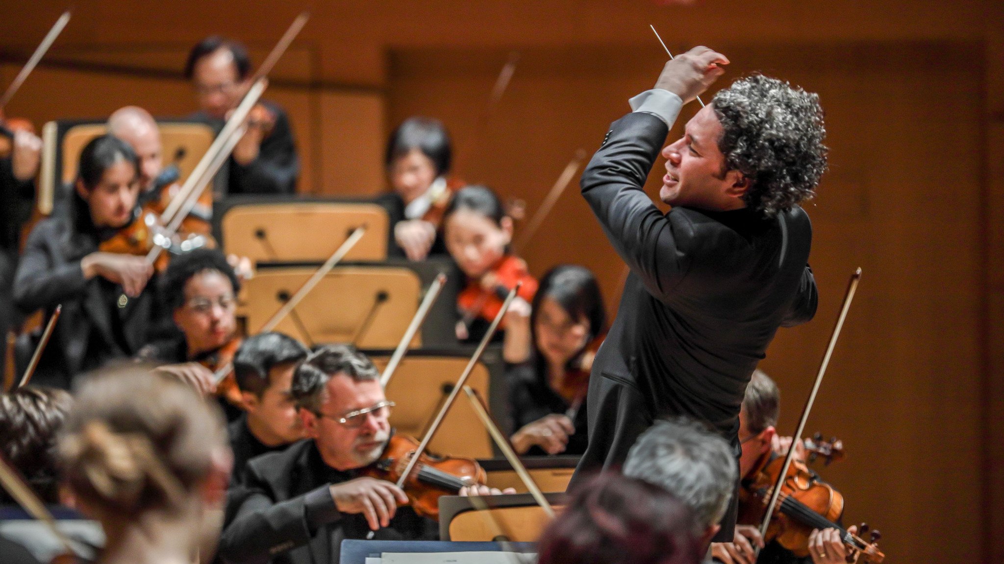 2048x1152 Additionally released in Dolby Atmos® and in video Dudamel and the LA Phil perform John Adams