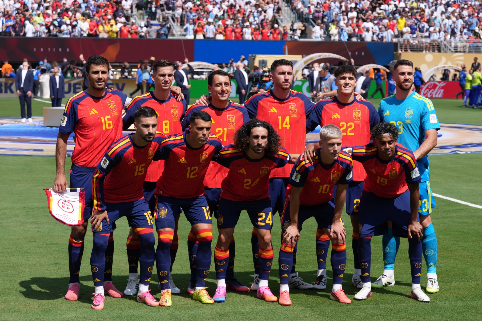 2048x1366 Spanish players 2026 World Cup winners