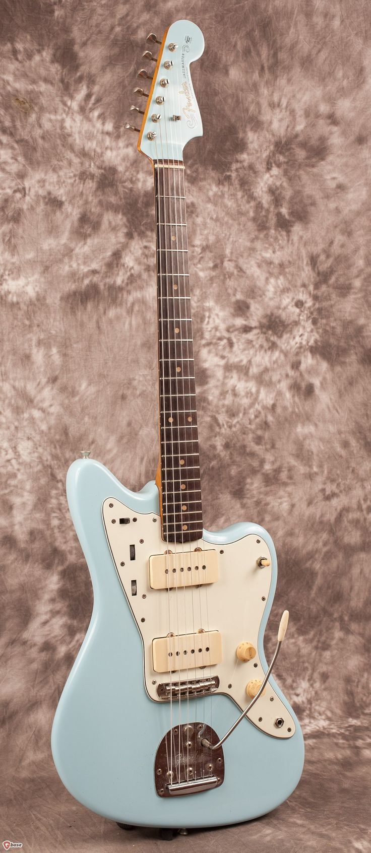 736x1693 Fender Jazzmaster Daphne Blue