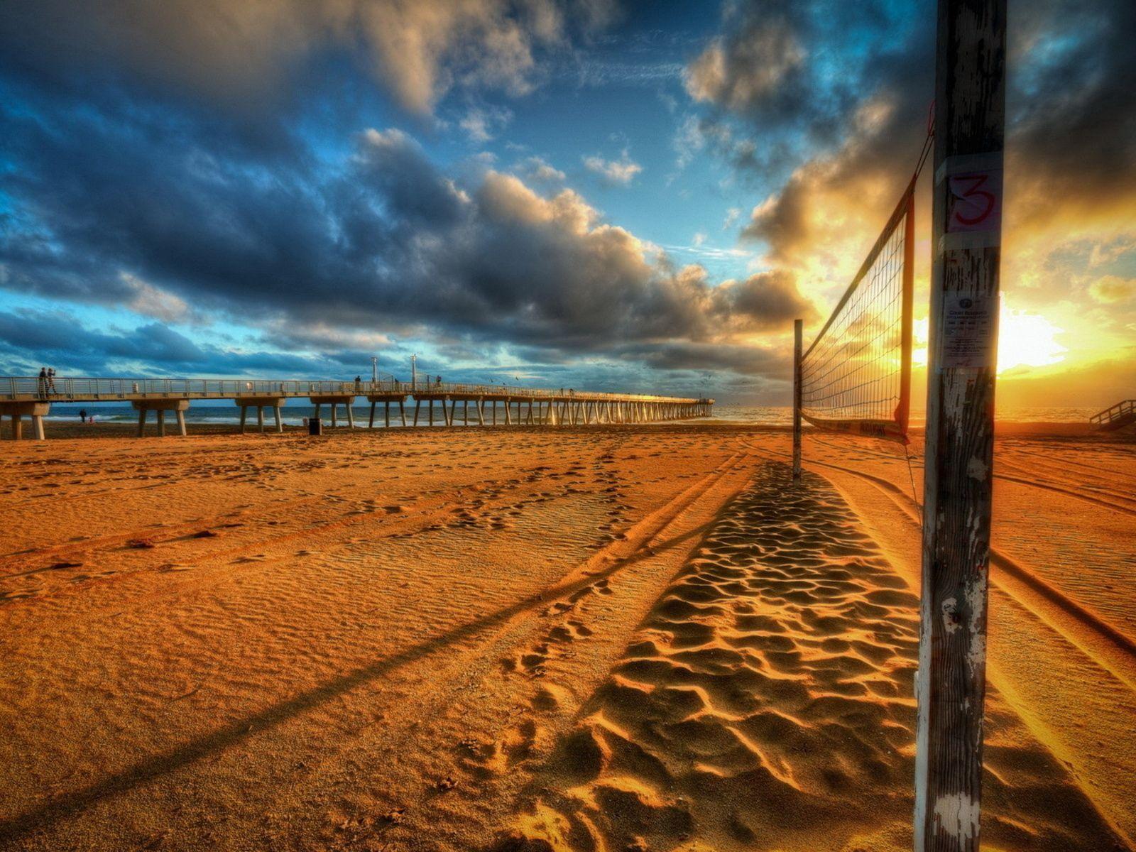 1600x1200 Download wallpaper 1600x1200 grid, beach, volleyball, decline