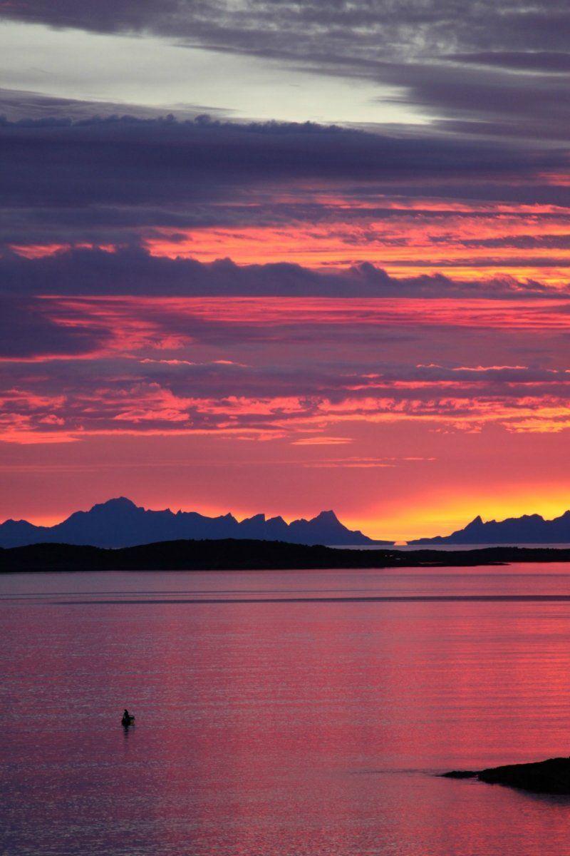 800x1200 Midnight Sun. Midnight sun, Norway, Lofoten