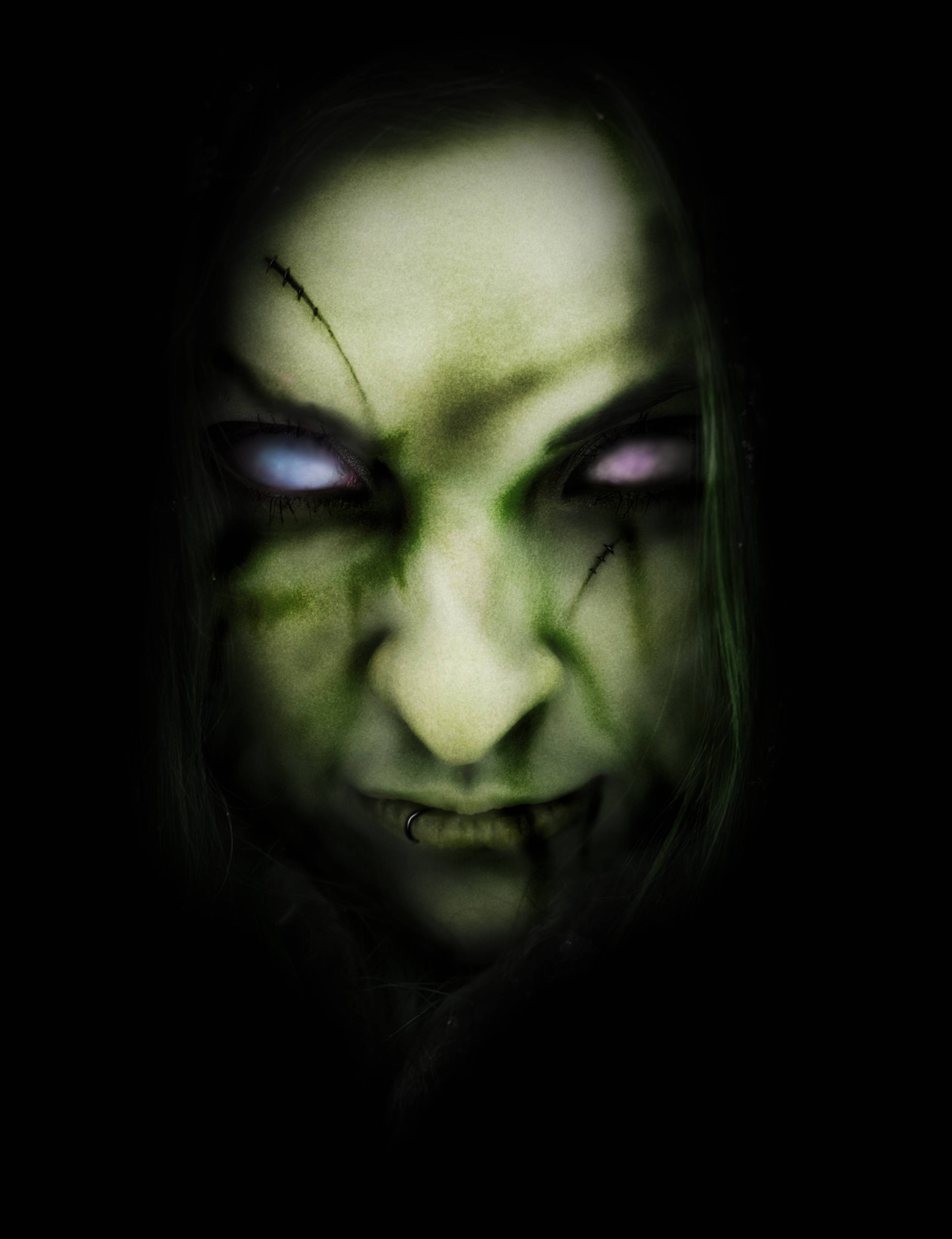 2508x3264 Scary Face Wallpaper