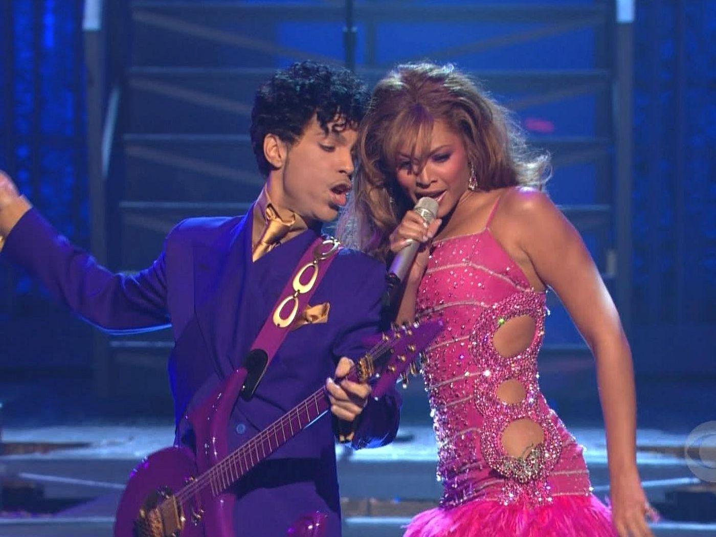 1400x1050 Remember when Prince and Beyoncé rocked the world together?
