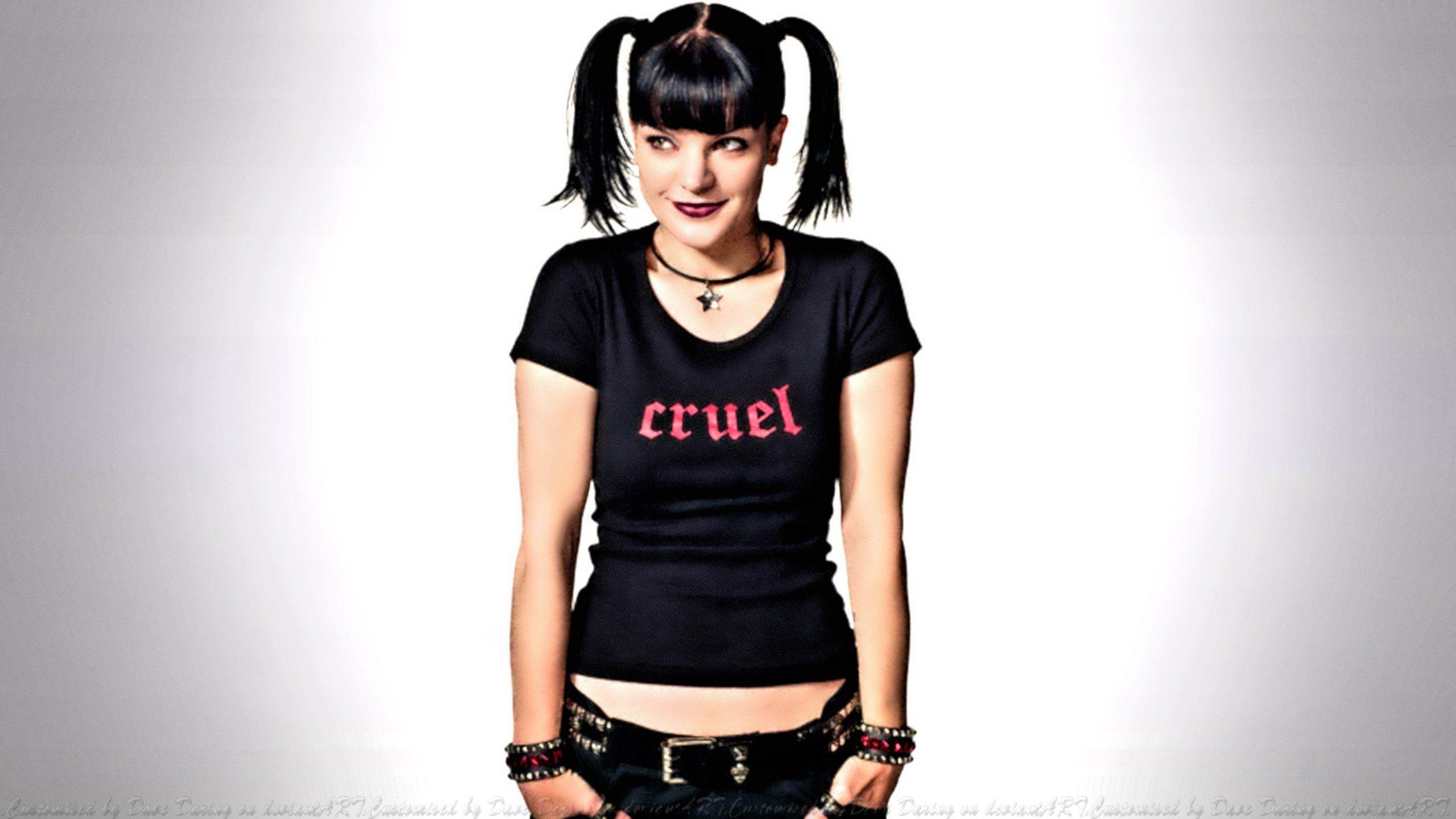 2560x1440 Pauley Perrette Cruel By Dave Daring