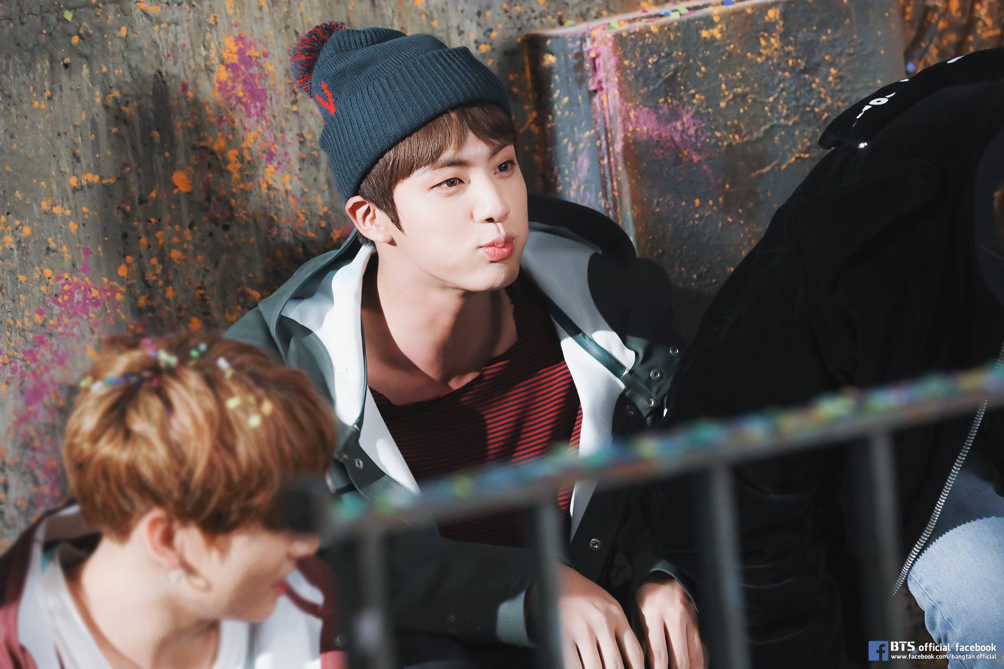 2000x1333 Picture FB BTS 'YOU NEVER WALK ALONE' Album Photohoot Sketch