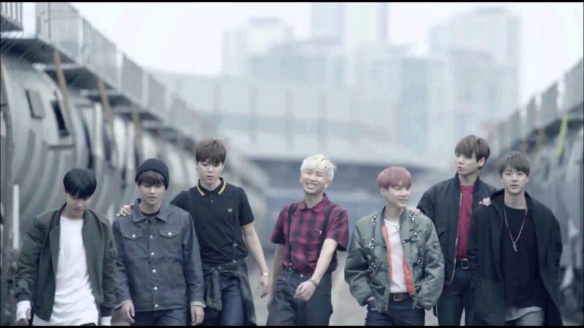 I need to touch. BTS 2015. БТС I need u. BTS Эра Run.