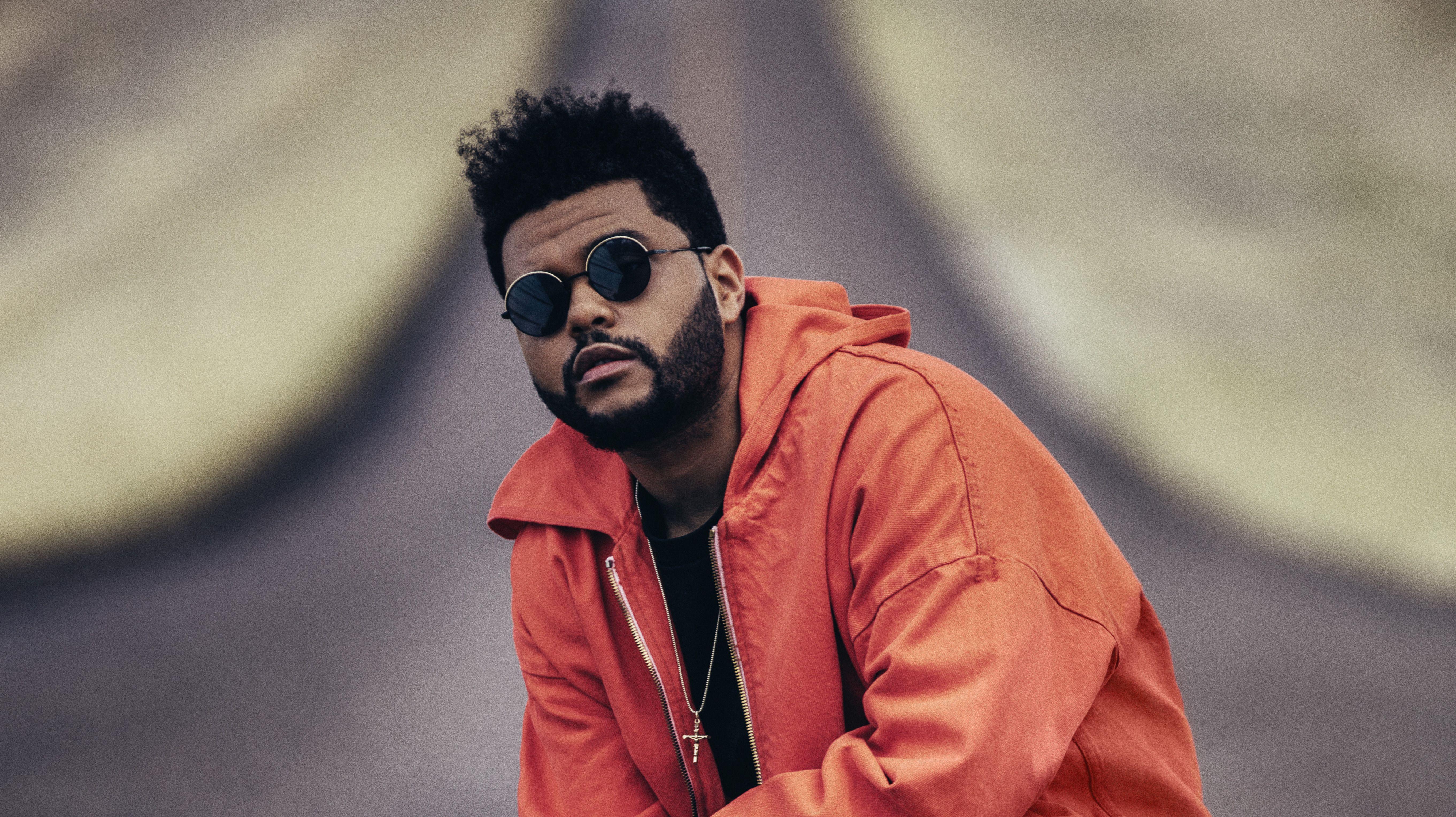 5446x3054 Why does Abel Tesfaye use the stage name 'The Weeknd?' +