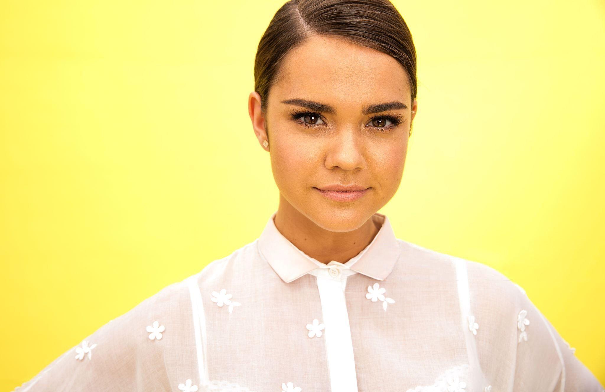 2048x1328 Download wallpaper singer, maia mitchell, actress, celebrity