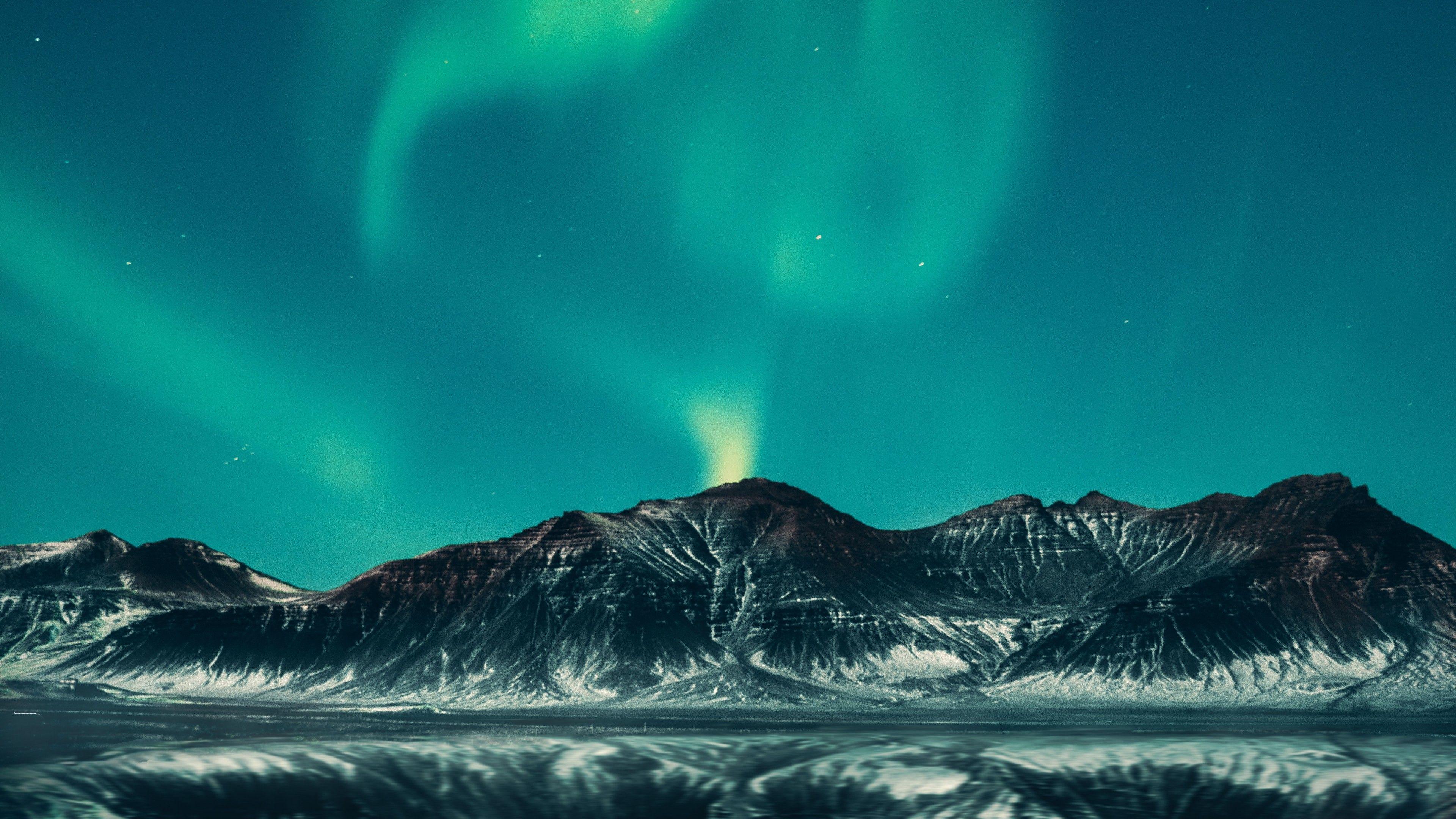 3840x2160 Wallpaper Aurora sky, Northern Lights, Mountains, Landscape