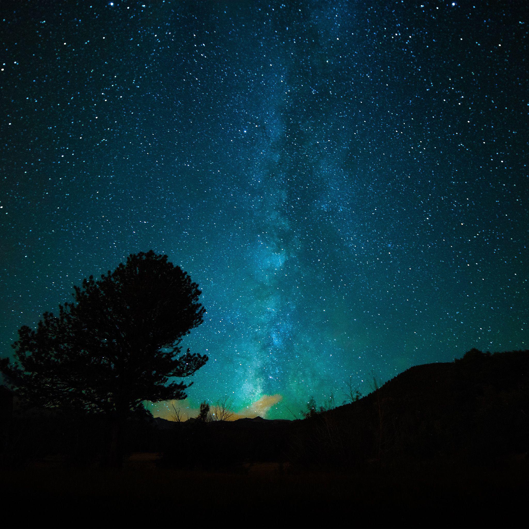 2048x2048 Aurora Night Sky Star Space Nature Dark iPad Air Wallpaper Free Download