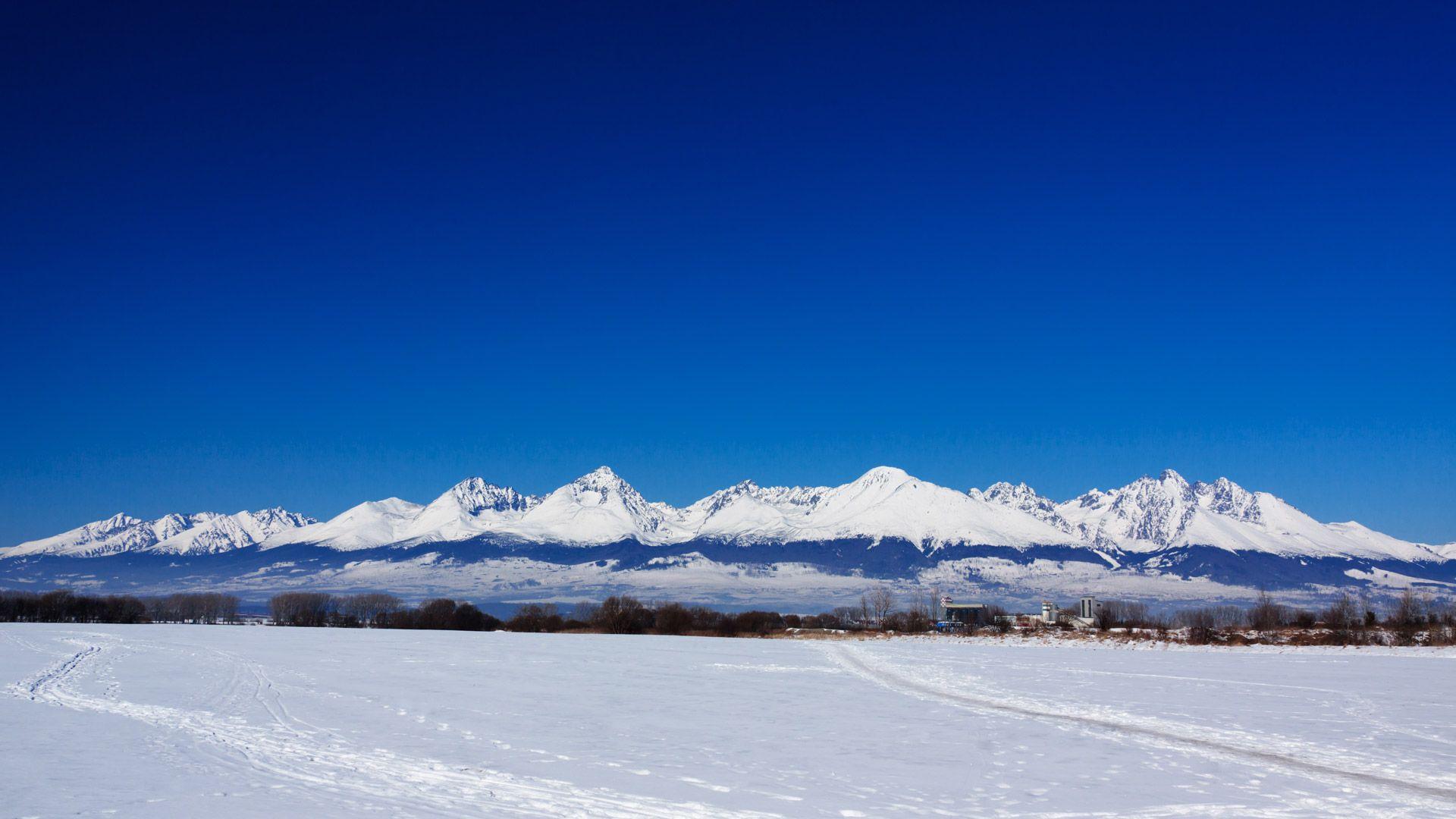 1920x1080 High Tatras In Winter Free Domain Picture